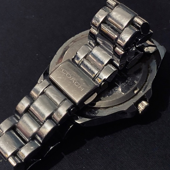 Coach Monogram Watch - Picture 4 of 4